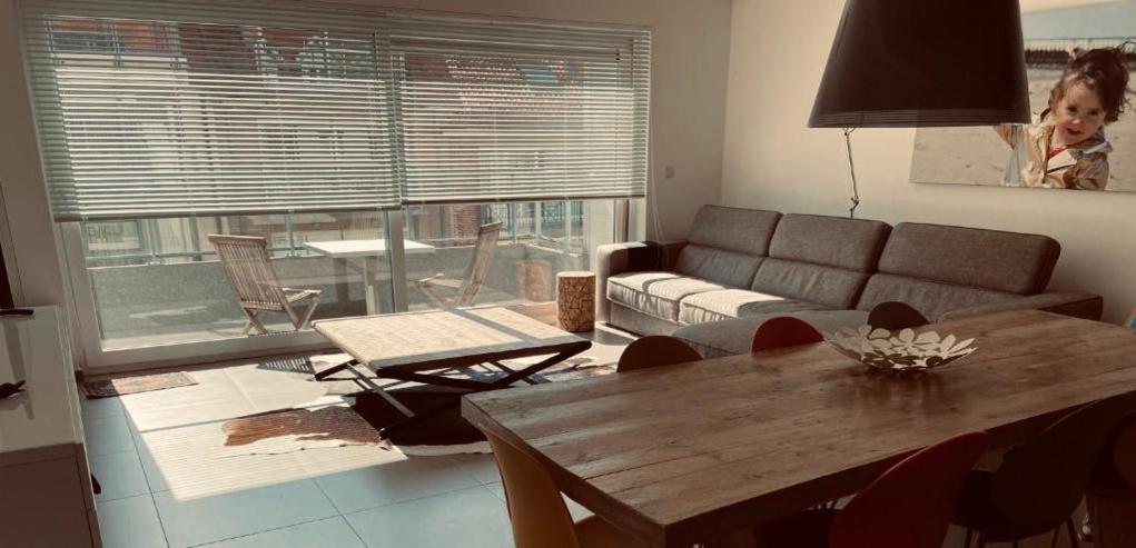 Dolce Vita - Zonnig Familie Appartement Met Garagebox Nieuwpoort Zewnętrze zdjęcie